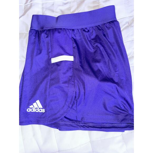 ADIDAS SHORTS - size L LARGE purple - NEW WITH TAGS - Picture 3 of 5